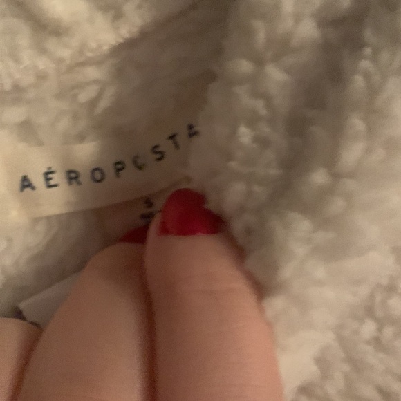 Aeropostal white fuzzy hoodie size small - Picture 2 of 2